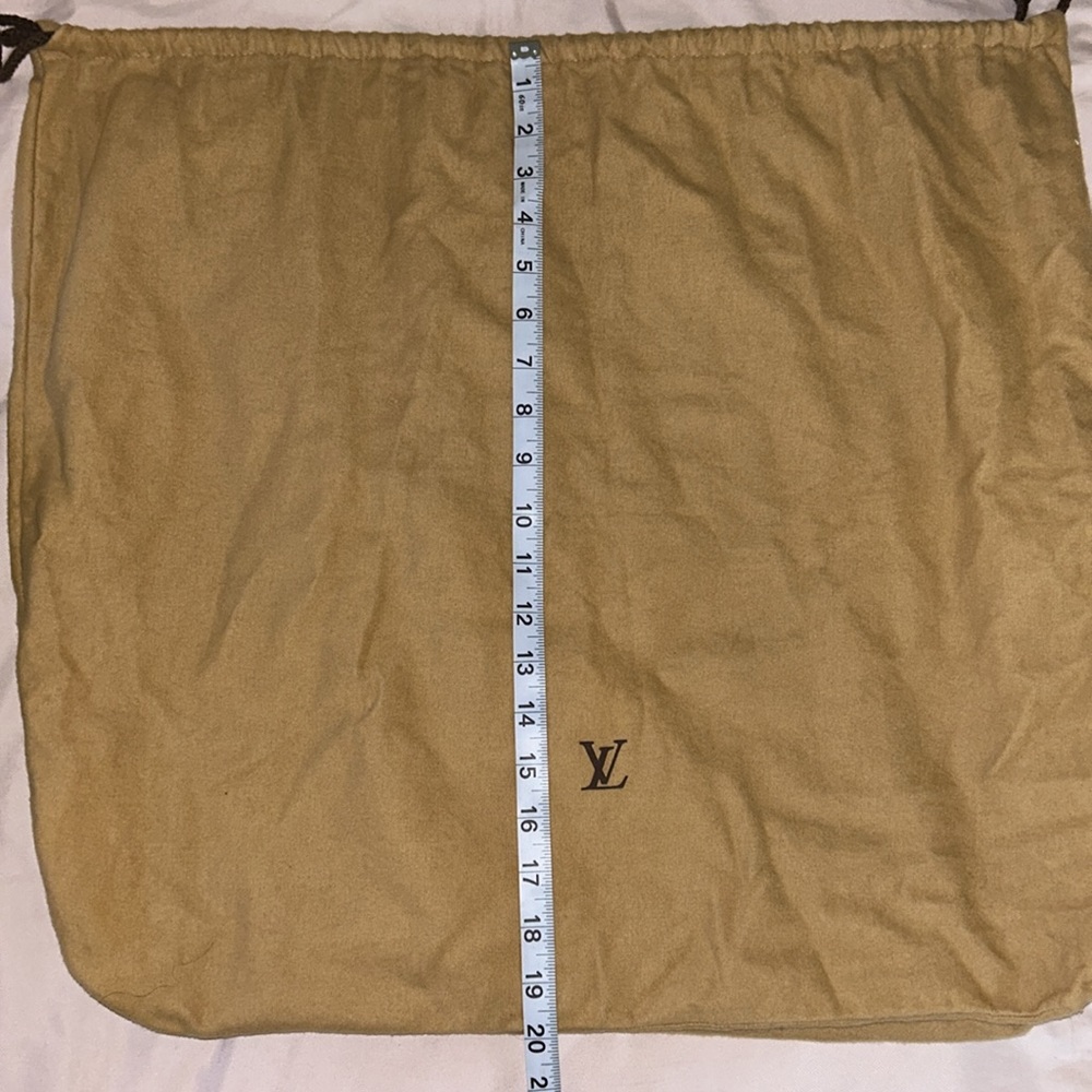 Lv Dustbag With Drawstring Closure - image 5